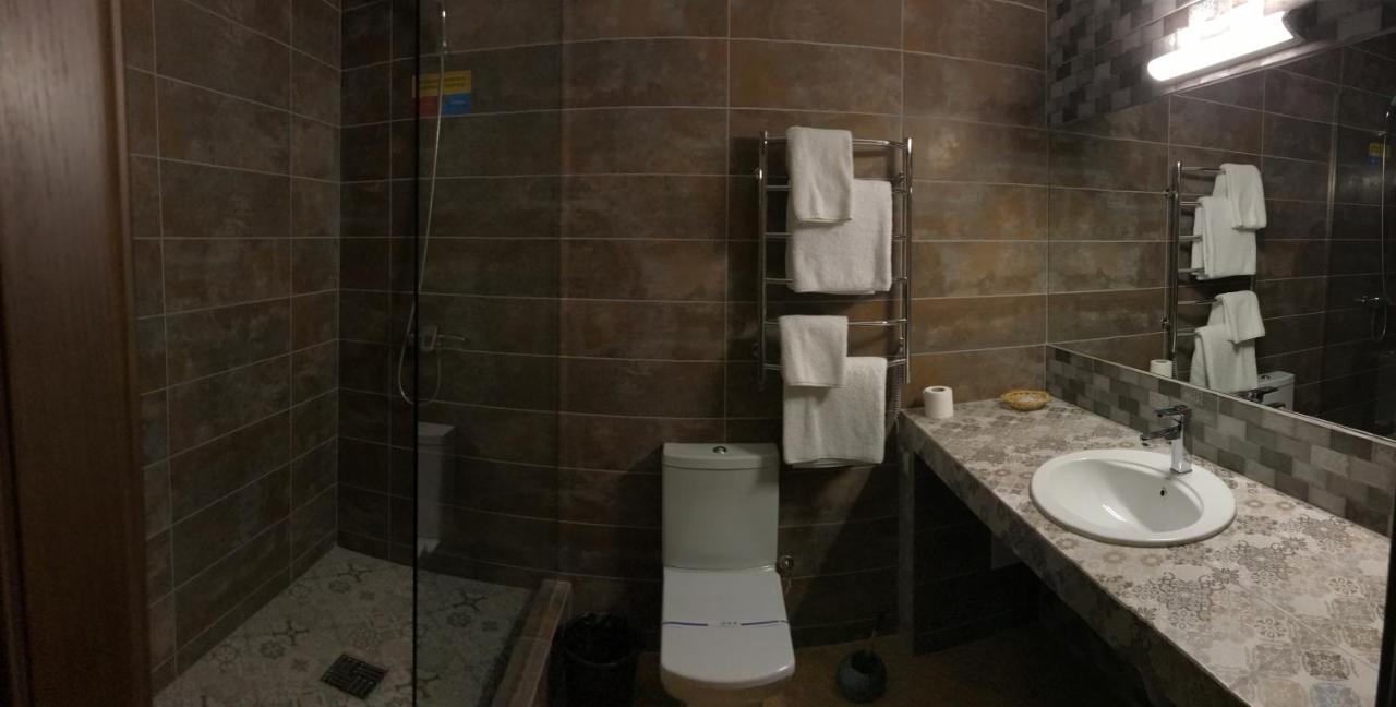 Pivdenna Brama Khmelʼnytsʼkyy Buitenkant foto